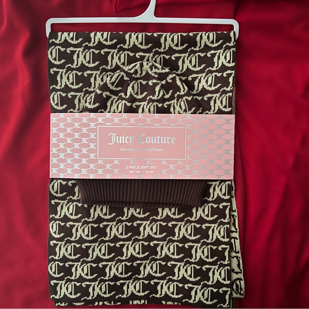 Authentic // Nwt